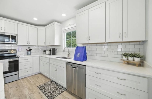 Colington House | Sea-nault View | 3,711 ft to the beach