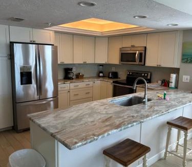 Redington Shores Apartment | Sea Oats 401 - Beautiful 2 Bed 2 Bath Ocean Front Corner Unit - Prime Location!