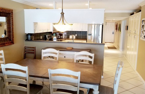 Redington Shores House | Sea Oats Beach Resort by Liberte