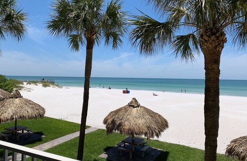 Redington Shores Condo | Sea Oats - Lauren Cove