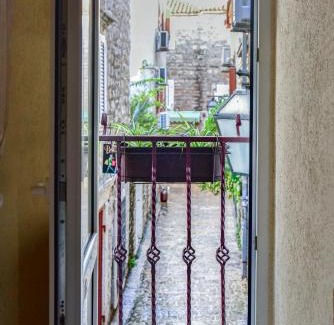 Old Town Apartment | Sea Paradise Apartment