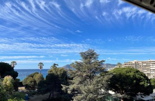 Cannes La Bocca Apartment | Sea Pearl apartment Cannes