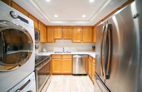 Hilton Head Island Villa | Sea Pines | Bluff Villas 1691 | Walk to Beach & Salty Dog