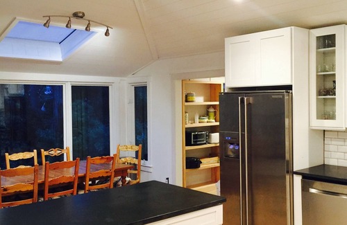 Sea Pines House | Sea Pines Home with Sparkling Heated Pool-Hole #2 Harbour Town Golf Links-Grill