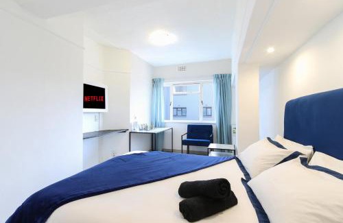 Sea Point Apartment | Sea Point apartment