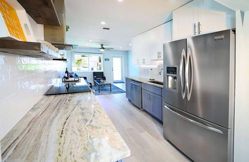 Pompano Beach House | Sea-Renity- Paradise Oasis by Ocean w/Pool & Spa