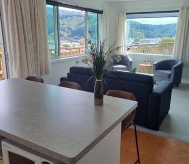 Picton Apartment | Sea-Renity Picton, Apt B