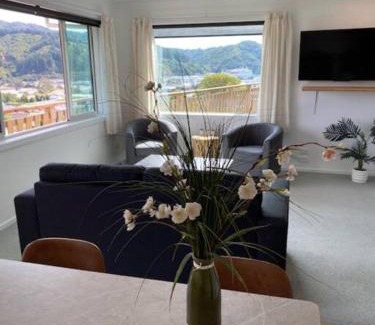 Picton Apartment | Sea-Renity Picton, Apt B