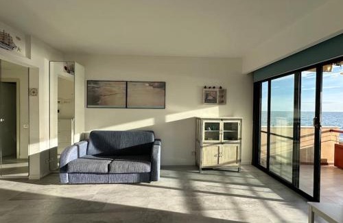 Sanremo Apartment | Sea Residence Porto Sole Vista Mare Con Posto Auto e Piscina