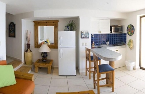 South Hotel Zone Condo | Sea River Towers Beachfront Condo ; Relax in Paradise!