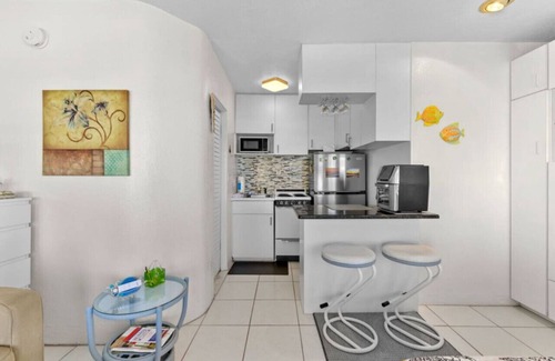North Redington Beach Apartment | Sea Rocket 24: Second Floor Beachside Retreat