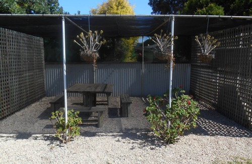 Port Vincent House | Sea Rose ~ Short walk to the beach and shops! Off Peak Special!