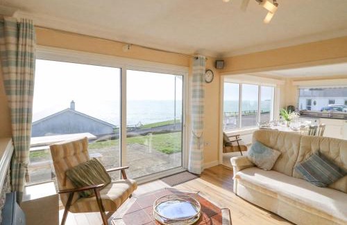 Clonakilty House | Sea's The Dream