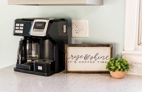 Cape Charles House | Sea Salt Cottage: Your Tranquil Getaway 3 min to beach