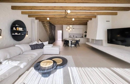 Jala Villa | Sea Salt Villa