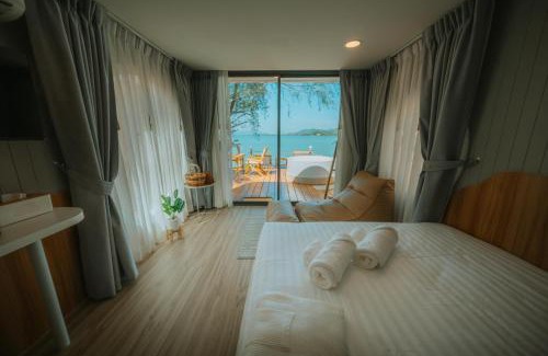 Thep Kasattri Villa | Sea Sand See Sky Beach Front Resort