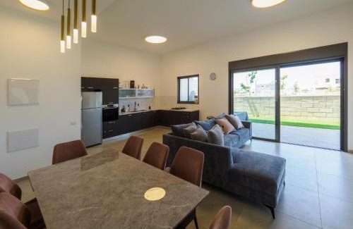 Nahariya Apartment | Sea Serenity Achziv