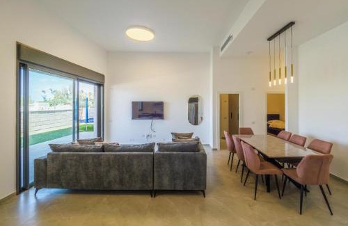 Nahariya Apartment | Sea Serenity Achziv