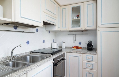 Pittulongu Apartment | Sea Shell 66 - sea view apartment with garden
