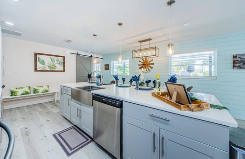 Indian Rocks Beach House | Sea Shell Beach Cottage with Private Pool