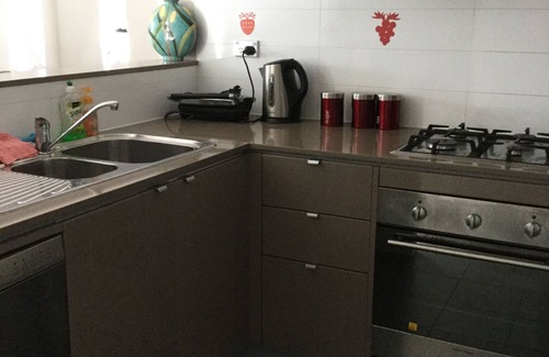 Wollongong Apartment | Sea Shells Wollongong. Discount for bookings over a month