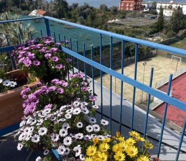 Sorrento City Centre Apartment | Sea&Skyview