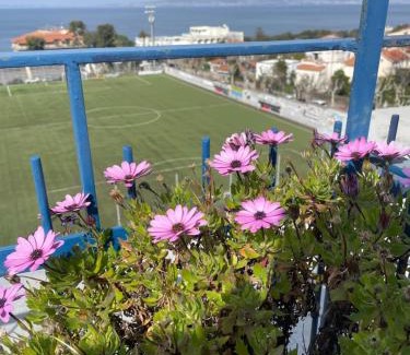 Sorrento City Centre Apartment | Sea&Skyview