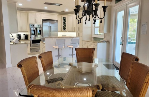 Marathon House | Sea Spell, On the Gulf of Mexico, Stunning Views, Dock, Pool and Hot Tub, 4/4