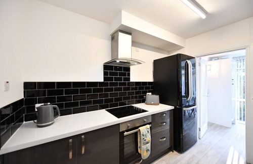 Troon Apartment | Sea Star - 2 bed newly refurbished ground floor flat in Troon,