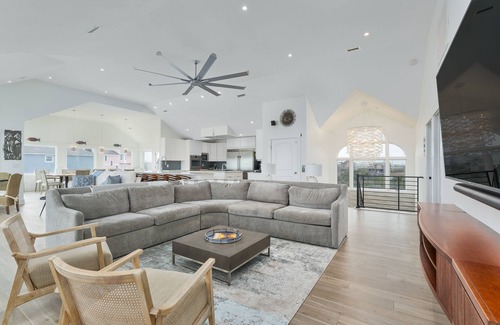 South Nags Head House | Sea Stars | Oceanfront | Nags Head | Sleeps 16