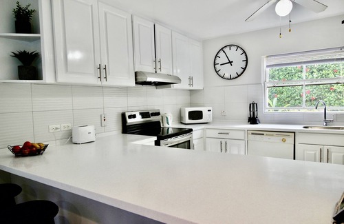 St. Lawrence Gap Condo | Sea Suite at Amaryl Apts - Only 200 meters to Beach