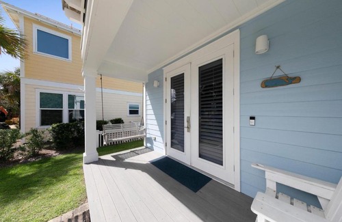 Seagrove Beach House | Sea Suite - Large hot tub with an easy walk to the beach