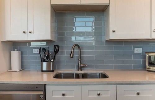 Estate Frenchman Bay Villa | Sea Sun Villa, Newly built 3 bed/2 bath ,walk to Limetree Resort. -South Side