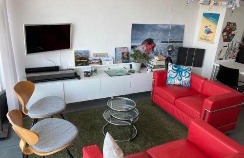 Bredene Apartment | SEA THE SEA - FEEL THE SEA - TOUCH THE SEA