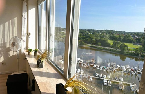 Schleswig Apartment | Sea View 13.09 - 13th floor, in the Viking Tower, Schleiblick