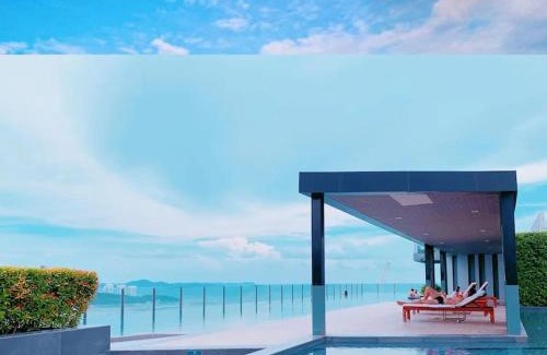 Central Pattaya Apartment | Sea View 2 Bed Room At Central Location Best Pool
