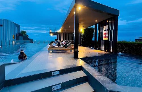 Central Pattaya Apartment | Sea View 2 Bed Room High Floor
