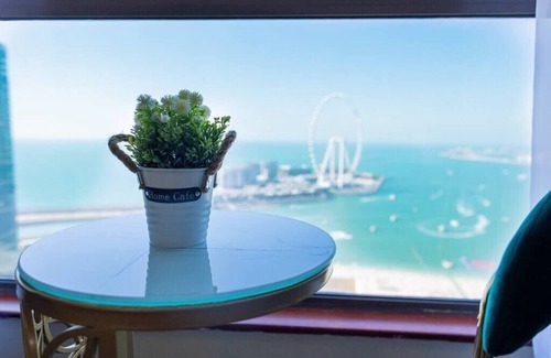 Dubai Marina Apartment | SEA View 2BR Amwaj, Pool, Beach