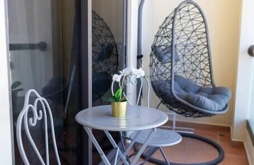 Dubai Marina Apartment | SEA View 2BR Amwaj, Pool, Beach