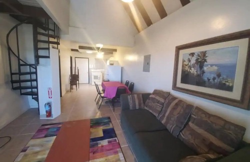 Altona Apartment | Sea View 3 Bedroom Apartment in St. Thomasnn