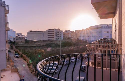 San Tumas Apartment | Sea-View 3 bedroom Apartment - Sleeps 8