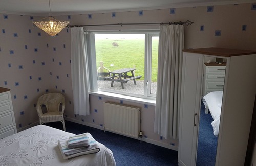 Portpatrick House | Sea view 3 bedroom Bungalow set in the peaceful countryside
