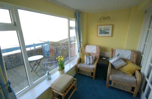 Sheringham House | Sea View 3 Promenade