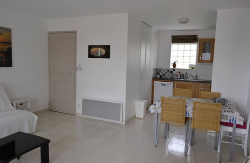Crozon Apartment | Sea View, 3 Rooms with Terrace, 200m MORGAT Beach