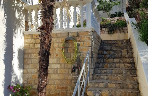 Tijesno Apartment | Sea view, 70 m², directly on the sea in Tisno, 2 bedrooms and bathroom
