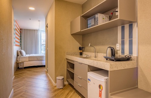 Copacabana Apartment | Sea View and Balcony with Bathtub | Q4