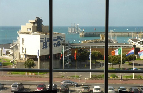 Granville Apartment | Sea-view apartment close to the beach, harbors and shops.