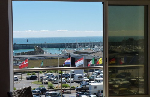 Granville Apartment | Sea-view apartment close to the beach, harbors and shops.