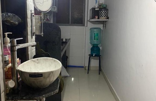 Versova Bed & Breakfast | Sea view apartment