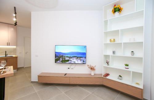 Radhime Apartment | Sea View Apartment In Radhime 084